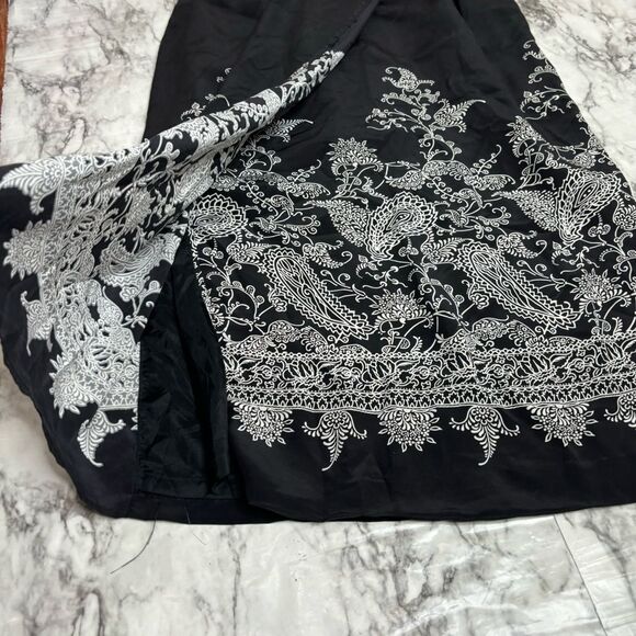 DIANE von FURSTENBERG 100% Silk black white paisley print skirt size medium midi - Picture 5 of 8